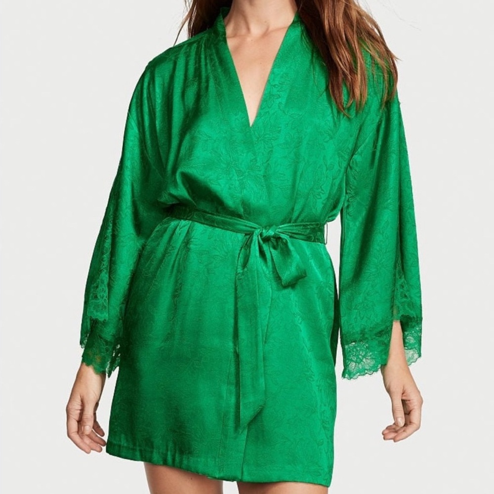 Victoria’s Secret Robe Luxe Satin Jacquard Lace Inset Wrap Short Size xl/xxl